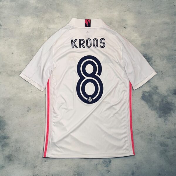 Real Madryt 2020/21 Home Adidas 8 Kroos