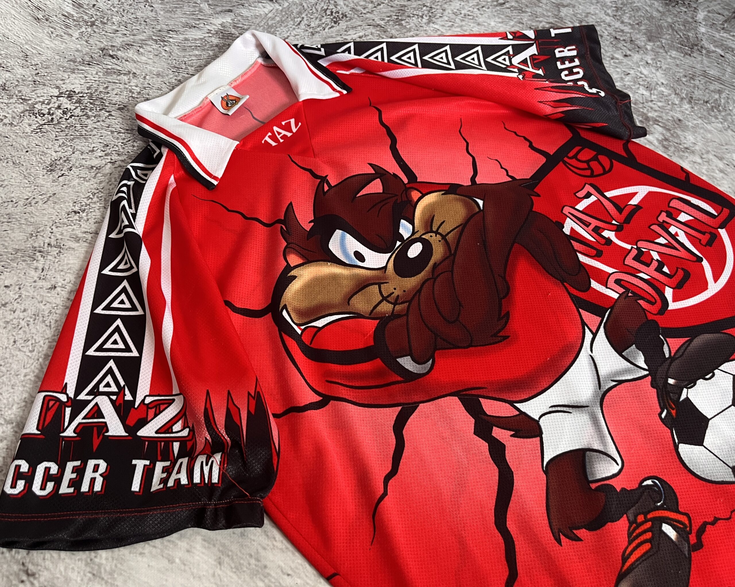 Manchester United x Looney Tunes "Taz Devil" 1999 - obrazek 3
