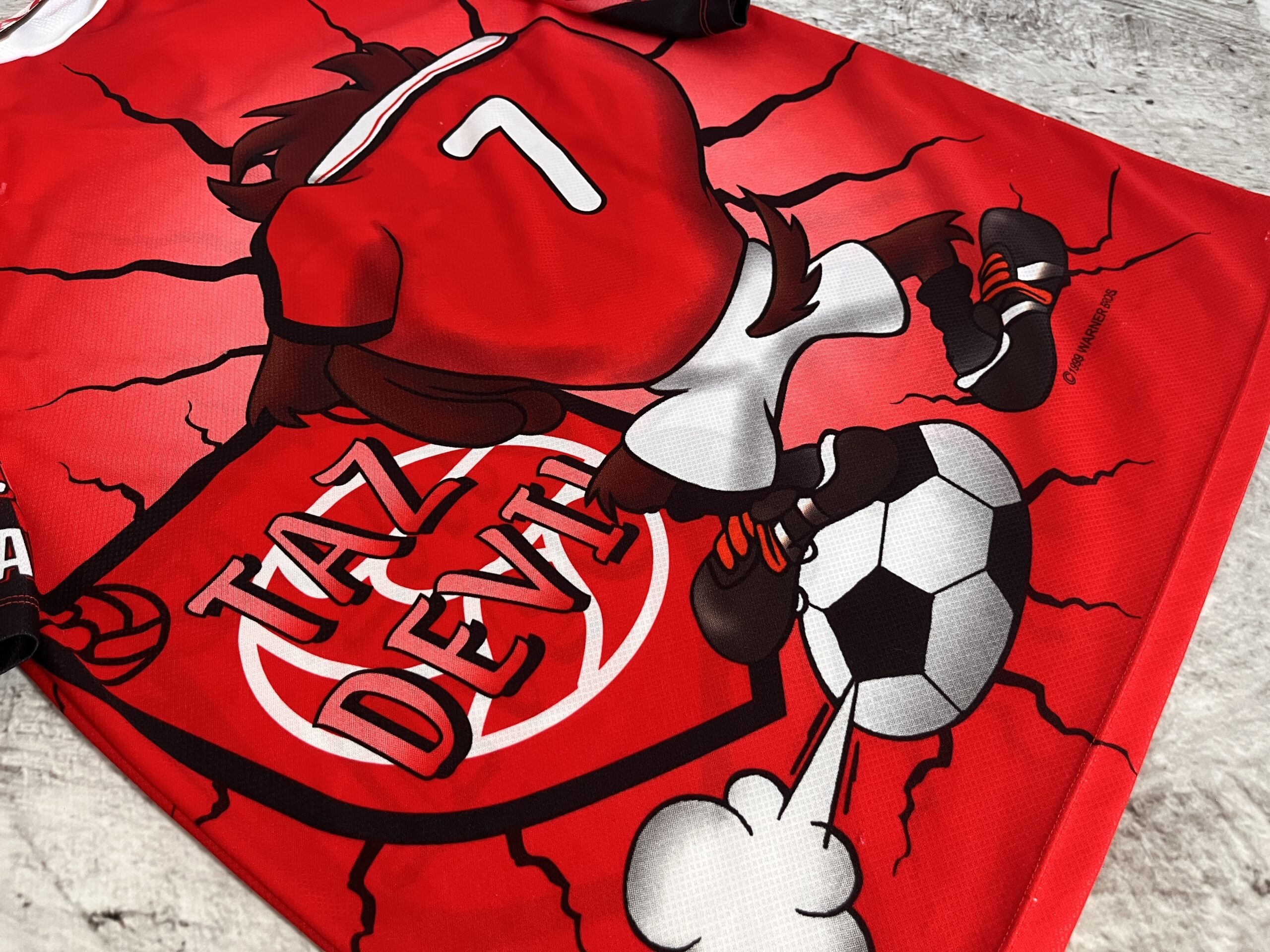 Manchester United x Looney Tunes "Taz Devil" 1999 - obrazek 5