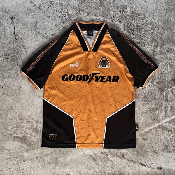 Wolverhampton Wanderers 1996/98 Home Puma