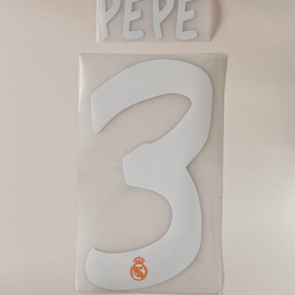 Nameset 3 Pepe Real Madryt 2013/14 Away